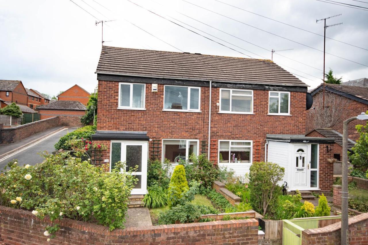 3-Bedroom House With Garden, Conservatory, In Centre Of Worcester Dış mekan fotoğraf